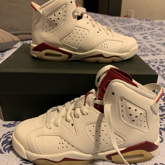 Jordan Retro 6 Maroon - Picture 3 of 5